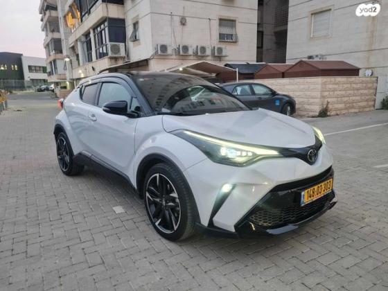 טויוטה C-HR GR Sport אוט' 1.8 (98 כ''ס) בנזין 2022 למכירה בלוד