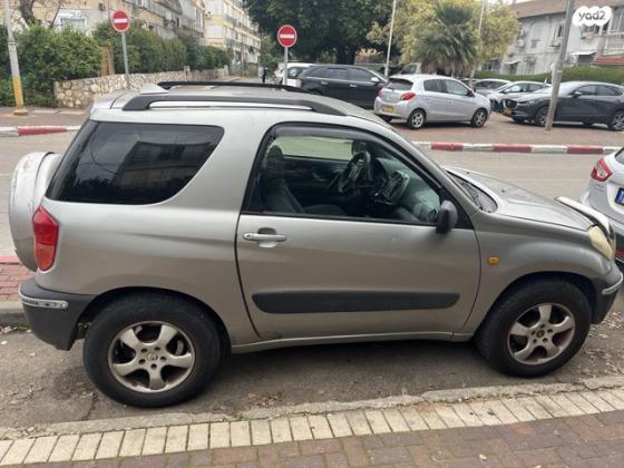 טויוטה RAV4 קצר 4X4 STD אוט' 2.0 (150 כ''ס) [2001-2006] בנזין 2001 למכירה בחולון