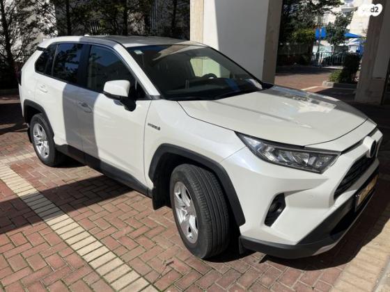 טויוטה RAV4 הייבריד E-xperience הייבריד 5 דל' אוט' 2.5 (178 כ''ס) בנזין 2021 למכירה בראשון לציון