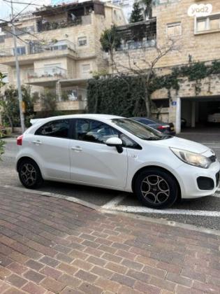 קיה ריו LX הצ'בק ידני 1.2 (82 כ''ס) בנזין 2015 למכירה בחיפה