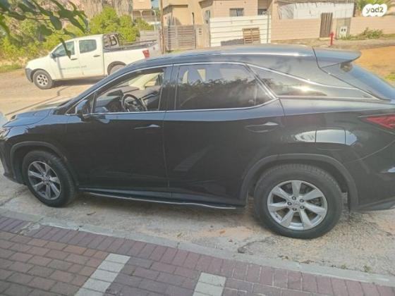 לקסוס RX300 4X4 Luxury אוט' 2.0 (238 כ''ס) בנזין 2018 למכירה בכפר יונה