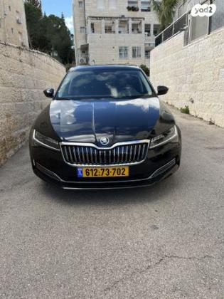 סקודה סופרב (2019 ואילך) FL Style אוט' 4 דל' 1.5 (150 כ''ס) בנזין 2021 למכירה בירושלים