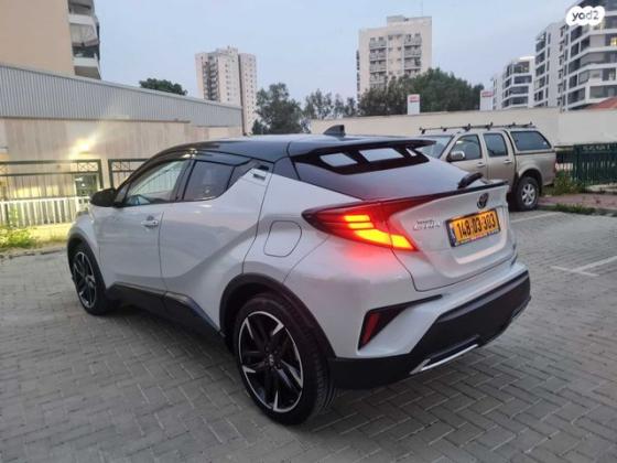 טויוטה C-HR GR Sport אוט' 1.8 (98 כ''ס) בנזין 2022 למכירה בלוד