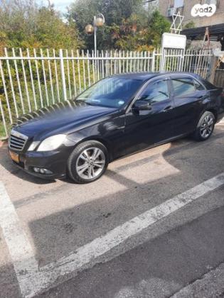 מרצדס E-Class Taxi E200 Taxi Classic אוט' דיזל 2.2 (136 כ"ס) דיזל 2011 למכירה בטירת כרמל