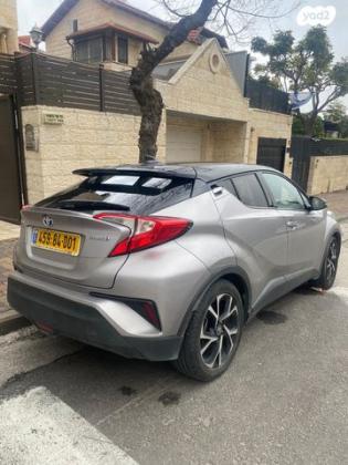 טויוטה C-HR Chic הייבריד אוט' 1.8 (98 כ"ס) בנזין 2019 למכירה בחיפה