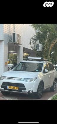 מיצובישי אאוטלנדר 4X4 Elite אוט' 7 מק' 2.0 (150 כ''ס) [2012-2015] בנזין 2015 למכירה ברמת גן