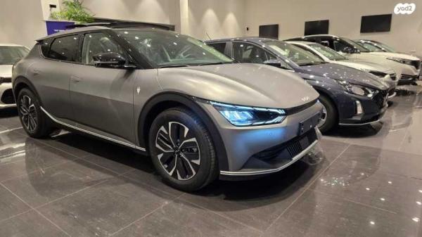 קיה EV6 Premium אוט' חשמלי (229 כ"ס) חשמלי 2024 למכירה בראשון לציון