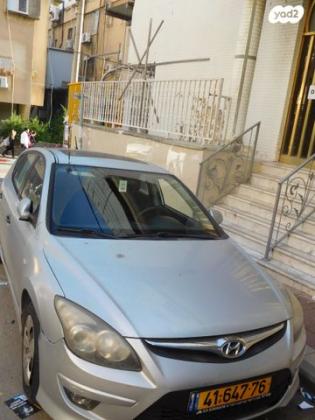 יונדאי i30 Inspire אוט' 1.6 (126 כ''ס) בנזין 2011 למכירה בבני ברק