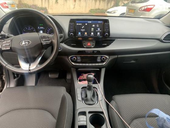 יונדאי i30 Luxury אוט' 1.4 (140 כ"ס) בנזין 2020 למכירה בהוד השרון