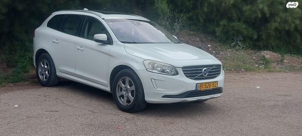 וולוו XC60 4X4 D5 Active סטיישן אוט' דיזל 2.4 (215 כ''ס) דיזל 2014 למכירה באכסאל