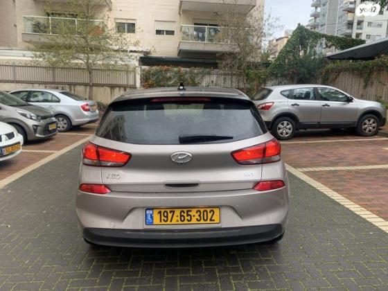 יונדאי i30 Luxury אוט' 1.4 (140 כ"ס) בנזין 2020 למכירה בהוד השרון