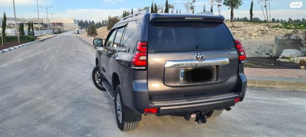 טויוטה לנד קרוזר ארוך 4X4 Limited אוט' דיזל 7 מק' 2.8 (177 כ"ס) דיזל 2019 למכירה בחיפה