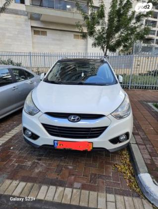 יונדאי iX35 Supreme אוט' 2.0 (163 כ''ס) בנזין 2011 למכירה בפתח תקווה