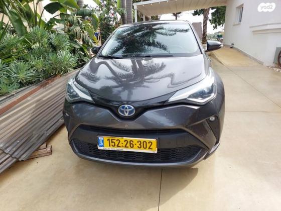 טויוטה C-HR Lounge הייבריד אוט' 1.8 (98 כ''ס) בנזין 2020 למכירה בבית גמליאל