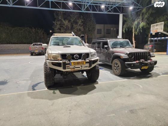 ניסאן פטרול 4X4 Luxury אוט' דיזל 3.0 (160 כ''ס) דיזל 2006 למכירה בהוד השרון