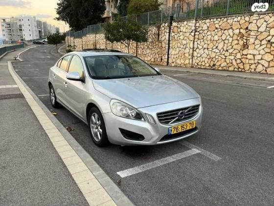 וולוו S60 Active אוט' 2.0 (203 כ''ס) בנזין 2011 למכירה בחיפה