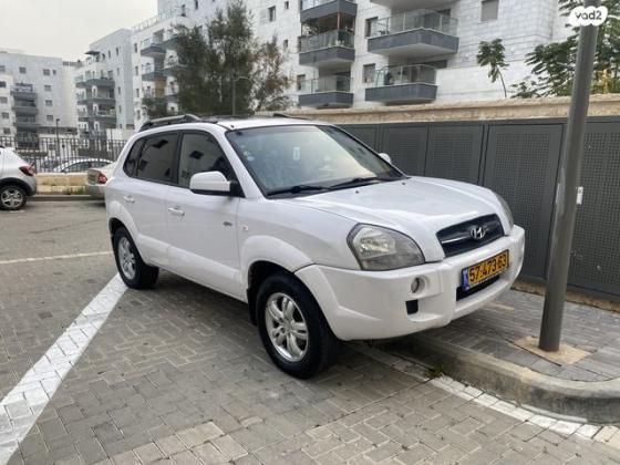 יונדאי טוסון 4X4 Luxury אוט' בנזין 2.7 (175 כ''ס) בנזין 2008 למכירה בחריש