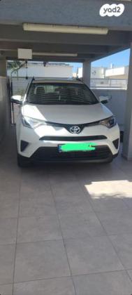 טויוטה RAV4 ארוך 4X4 GLI MC אוט' 2.0 (152 כ"ס) בנזין 2016 למכירה בעפולה