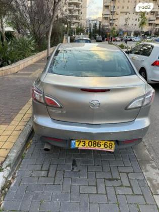 מאזדה i Active סדאן אוט' 1.6 (105 כ''ס) בנזין 2010 למכירה בחולון