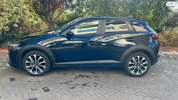 מאזדה CX-3 Urban אוט' 1.5 (116 כ"ס) בנזין 2023 למכירה ברעננה