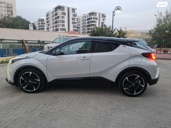 טויוטה C-HR GR Sport אוט' 1.8 (98 כ''ס) בנזין 2022 למכירה בלוד