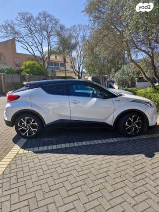 טויוטה C-HR Chic הייבריד אוט' 1.8 (98 כ"ס) בנזין 2019 למכירה בכרמיאל