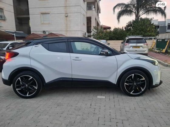 טויוטה C-HR GR Sport אוט' 1.8 (98 כ''ס) בנזין 2022 למכירה בלוד