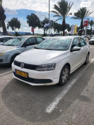 פולקסווגן ג'טה Trendline אוט' 1.2 (105 כ"ס) בנזין 2014 למכירה בעזריקם