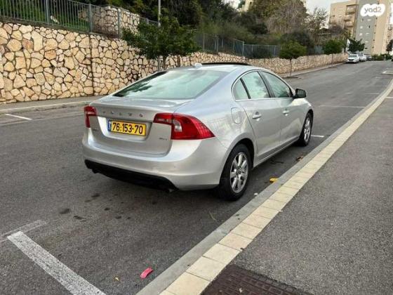 וולוו S60 Active אוט' 2.0 (203 כ''ס) בנזין 2011 למכירה בחיפה