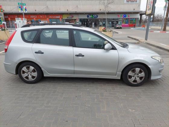 יונדאי i30CW Inspire סטיישן אוט' 1.6 (126 כ''ס) בנזין 2010 למכירה במודיעין מכבים רעות