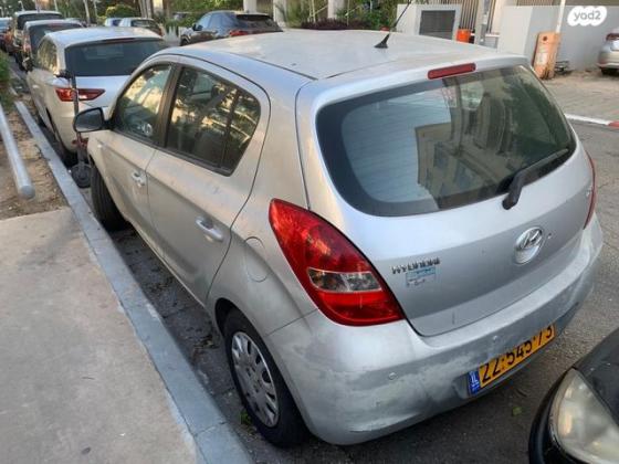 יונדאי i20 GLI אוט' 1.4 (100 כ"ס) בנזין 2010 למכירה בתל אביב יפו