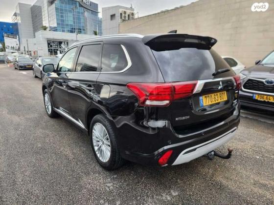 מיצובישי אאוטלנדר PHEV 4X4 Luxury הייבריד אוט' 5 מק' 2.4 (135 כ''ס) היברידי חשמל / בנזין 2019 למכירה בראשון לציון