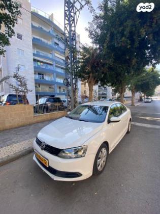 פולקסווגן ג'טה Trendline אוט' 1.2 (105 כ"ס) בנזין 2013 למכירה בעפולה