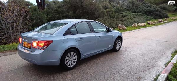 שברולט קרוז LS סדאן אוט' 1.6 (112 כ"ס) בנזין 2010 למכירה בחיפה