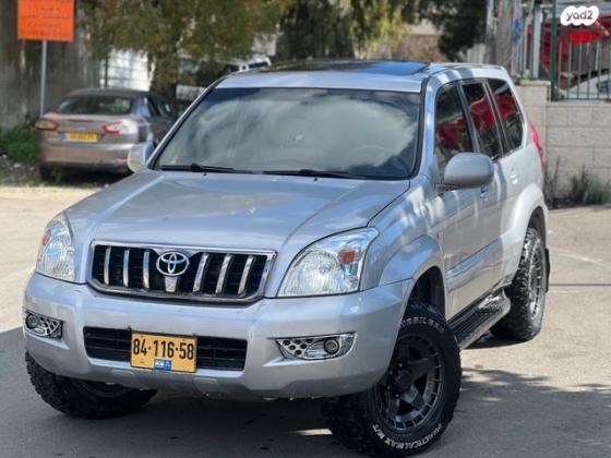 טויוטה לנד קרוזר ארוך 4X4 Luxury אוט' דיזל 8 מק' 3.0 (166 כ''ס) דיזל 2005 למכירה בירושלים