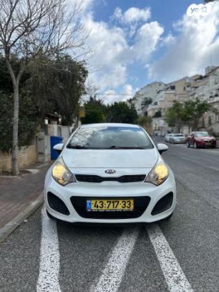 קיה ריו LX הצ'בק ידני 1.2 (82 כ''ס) בנזין 2015 למכירה בחיפה