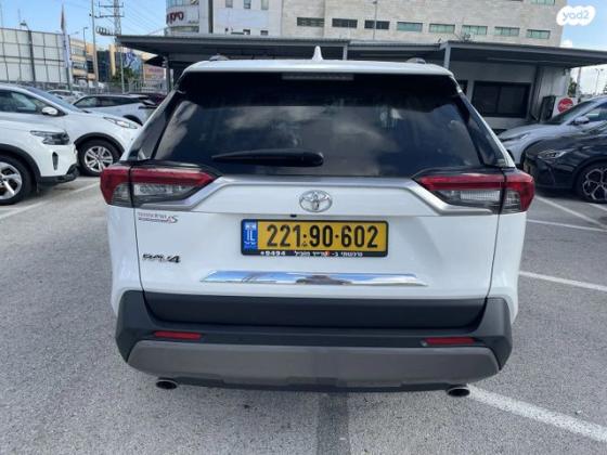 טויוטה RAV4 ארוך Extreme אוט' 2.0 (175 כ''ס) בנזין 2020 למכירה ב