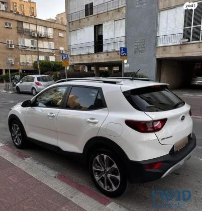 קיה סטוניק Premium אוט' טורבו 1.0 (120 כ''ס) בנזין 2019 למכירה ב