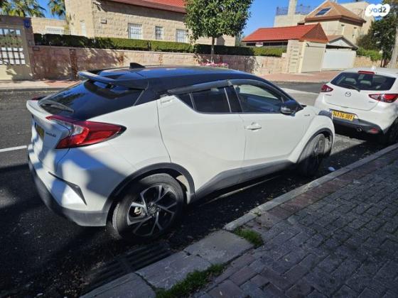 טויוטה C-HR Chic הייבריד אוט' 1.8 (98 כ"ס) בנזין 2018 למכירה במבשרת ציון