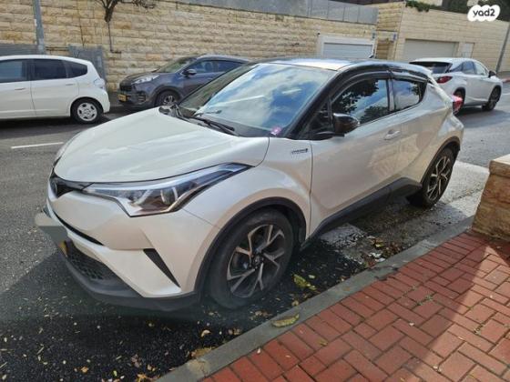 טויוטה C-HR Chic הייבריד אוט' 1.8 (98 כ"ס) בנזין 2018 למכירה במבשרת ציון