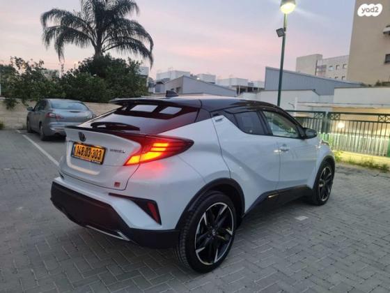 טויוטה C-HR GR Sport אוט' 1.8 (98 כ''ס) בנזין 2022 למכירה בלוד