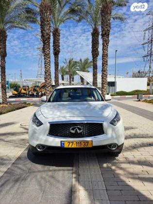 אינפיניטי QX70 / FX37 4X4 GT Premium אוט' 3.7 (320 כ"ס) בנזין 2017 למכירה בראשון לציון