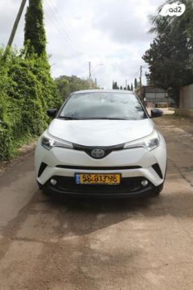 טויוטה C-HR Chic הייבריד אוט' 1.8 (98 כ"ס) בנזין 2017 למכירה בתל אביב יפו