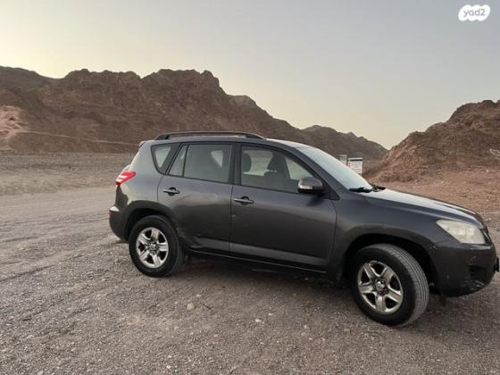 טויוטה RAV4 ארוך 4X4 GLI אוט' 2.0 (158 כ''ס) בנזין 2009 למכירה באילת