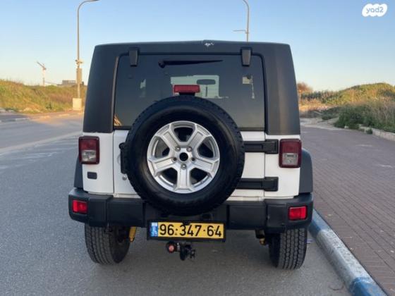 ג'יפ / Jeep רנגלר קצר 4X4 Sport אוט' 3.8 (196 כ''ס) בנזין 2008 למכירה בהרצליה