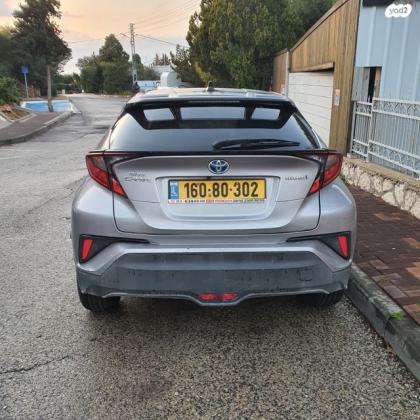 טויוטה C-HR Chic הייבריד אוט' 1.8 (98 כ"ס) בנזין 2020 למכירה בתל אביב יפו