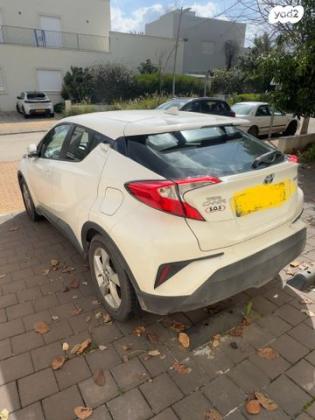 טויוטה C-HR City הייבריד אוט' 1.8 (98 כ"ס) בנזין 2019 למכירה בפרדס חנה כרכור