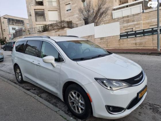 קרייזלר פסיפיקה Touring L אוט' 7 מק' 3.6 (280 כ''ס) בנזין 2020 למכירה בירושלים