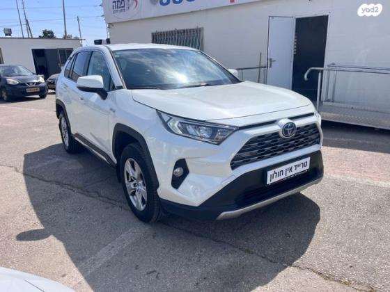 טויוטה RAV4 הייבריד E-xperience הייבריד 5 דל' אוט' 2.5 (178 כ''ס) בנזין 2020 למכירה בחולון