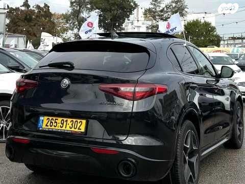 אלפא רומיאו סטלויו 4X4 Veloce AWD אוט' 2.0 (280 כ''ס) בנזין 2020 למכירה בנתניה